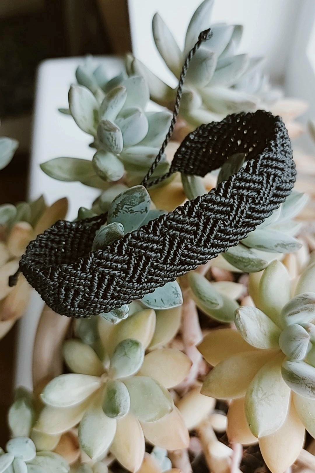 Macrame vyriška apyrankė