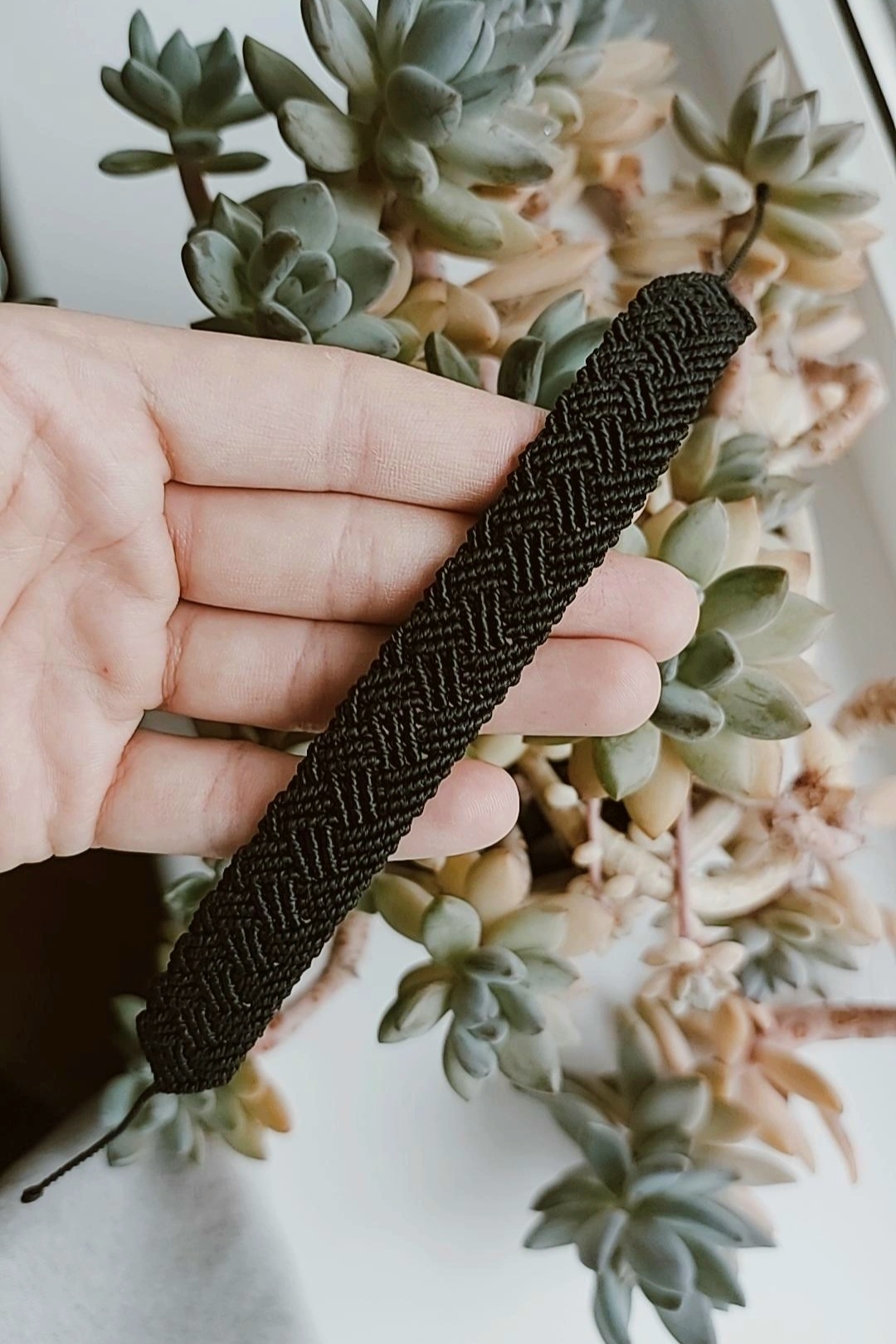 Macrame vyriška apyrankė