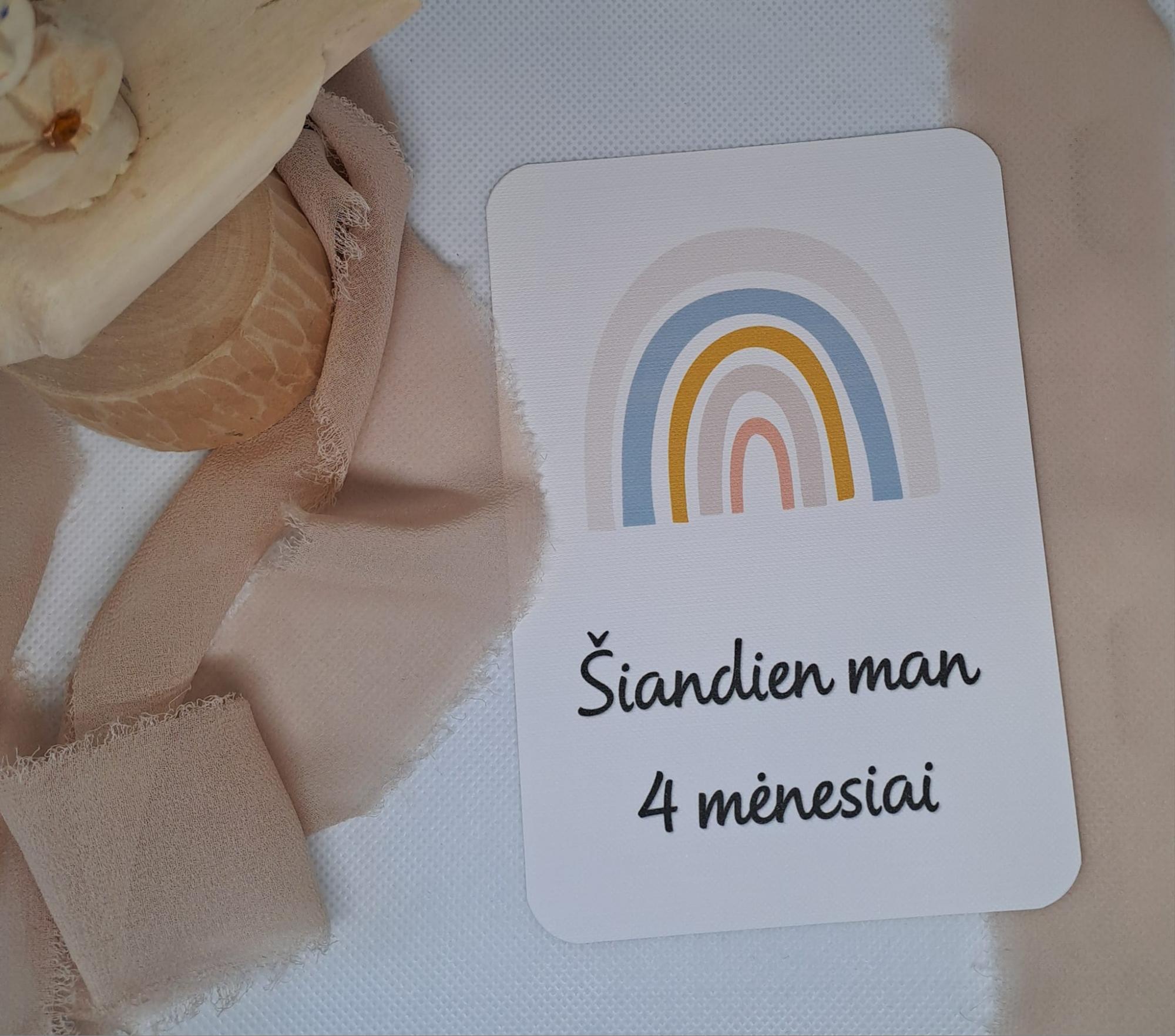 Mėnesių kortelės naujagimiui