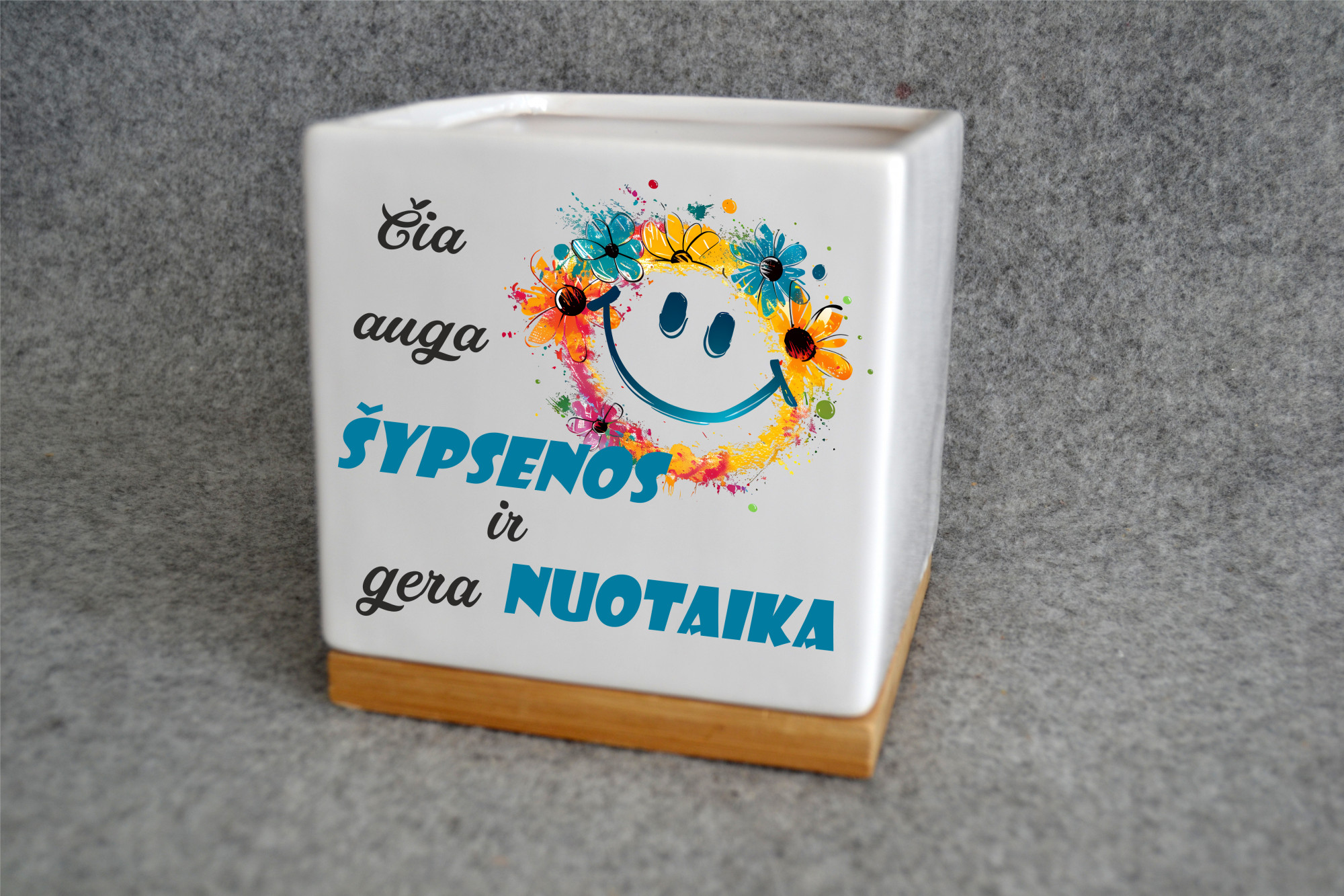Spalvotas vazonėlis „Šypsenos ir gera nuotaika”
