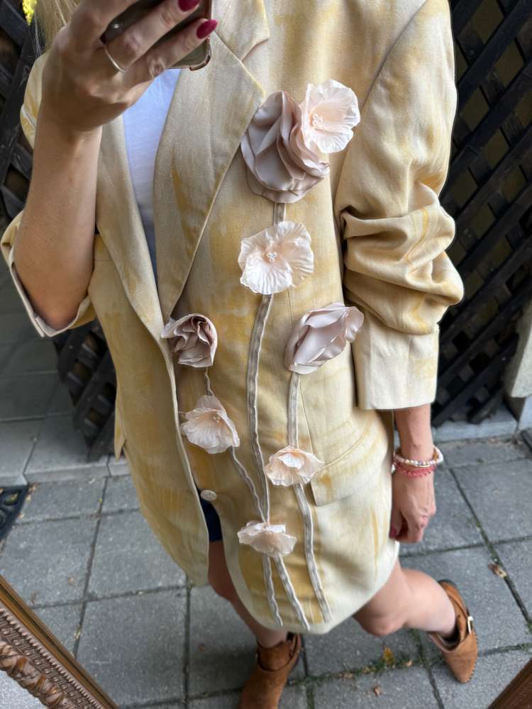 Švarkas Flowers Beige