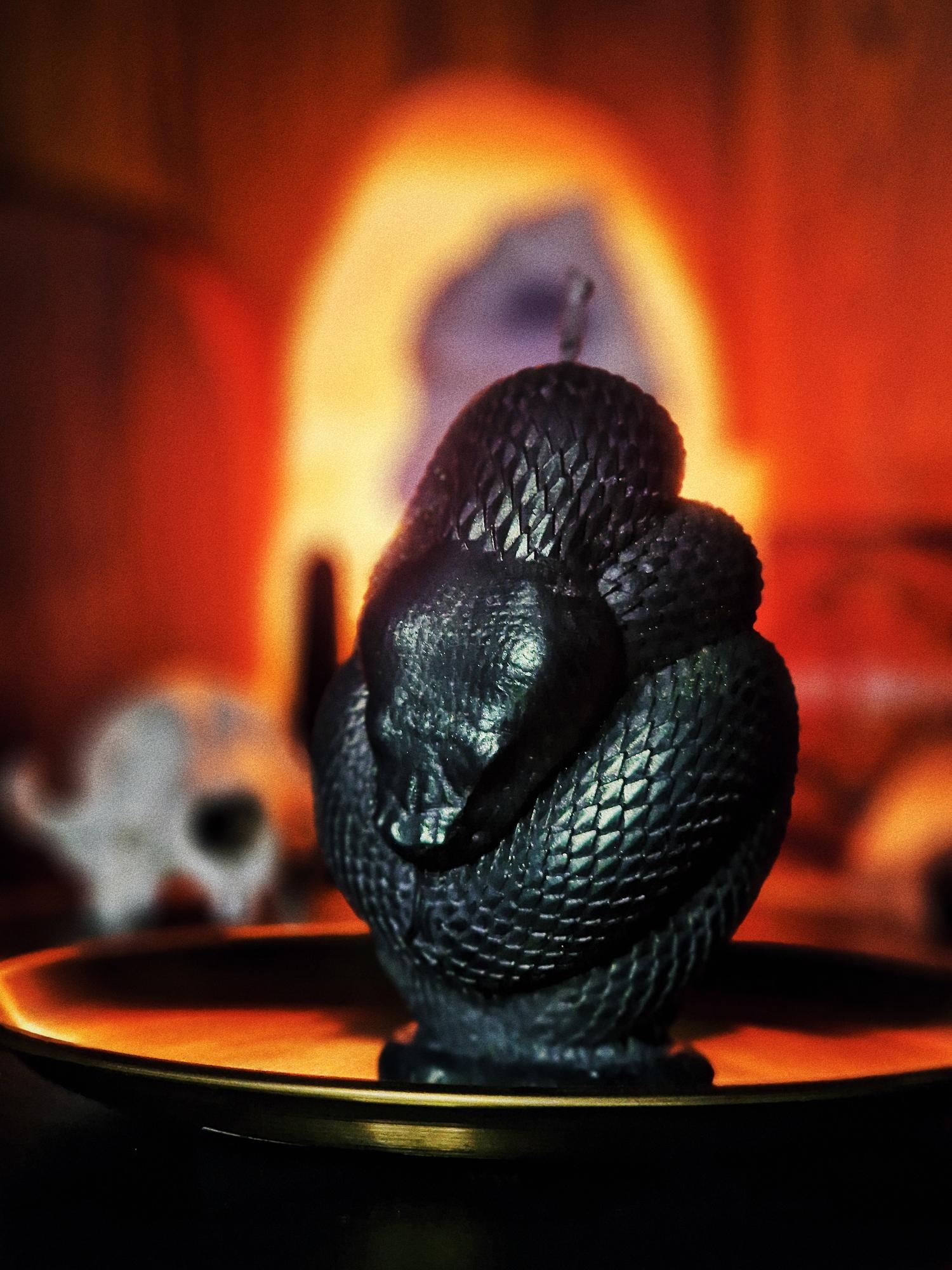 Gyvatės žvakė su staigmena viduje - kristalas 🐍💚