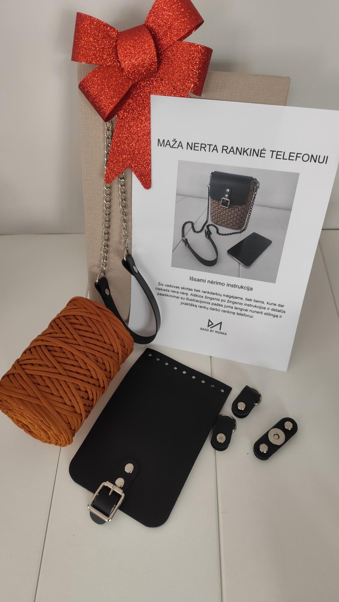 Rankinės nėrimo rinkinys