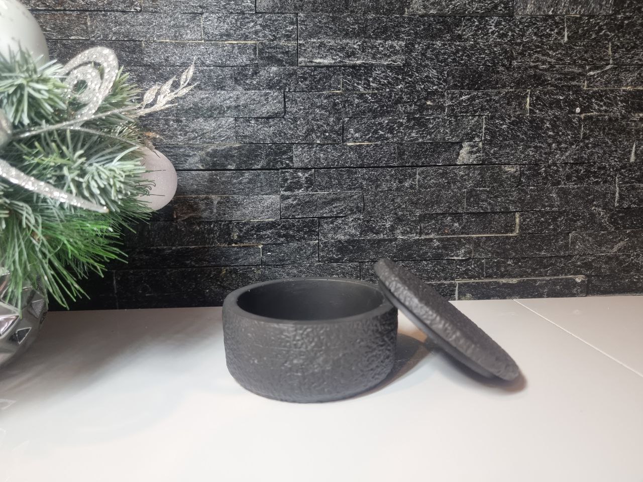 Indelis su Dangteliu – Stilingas ir Erdvus