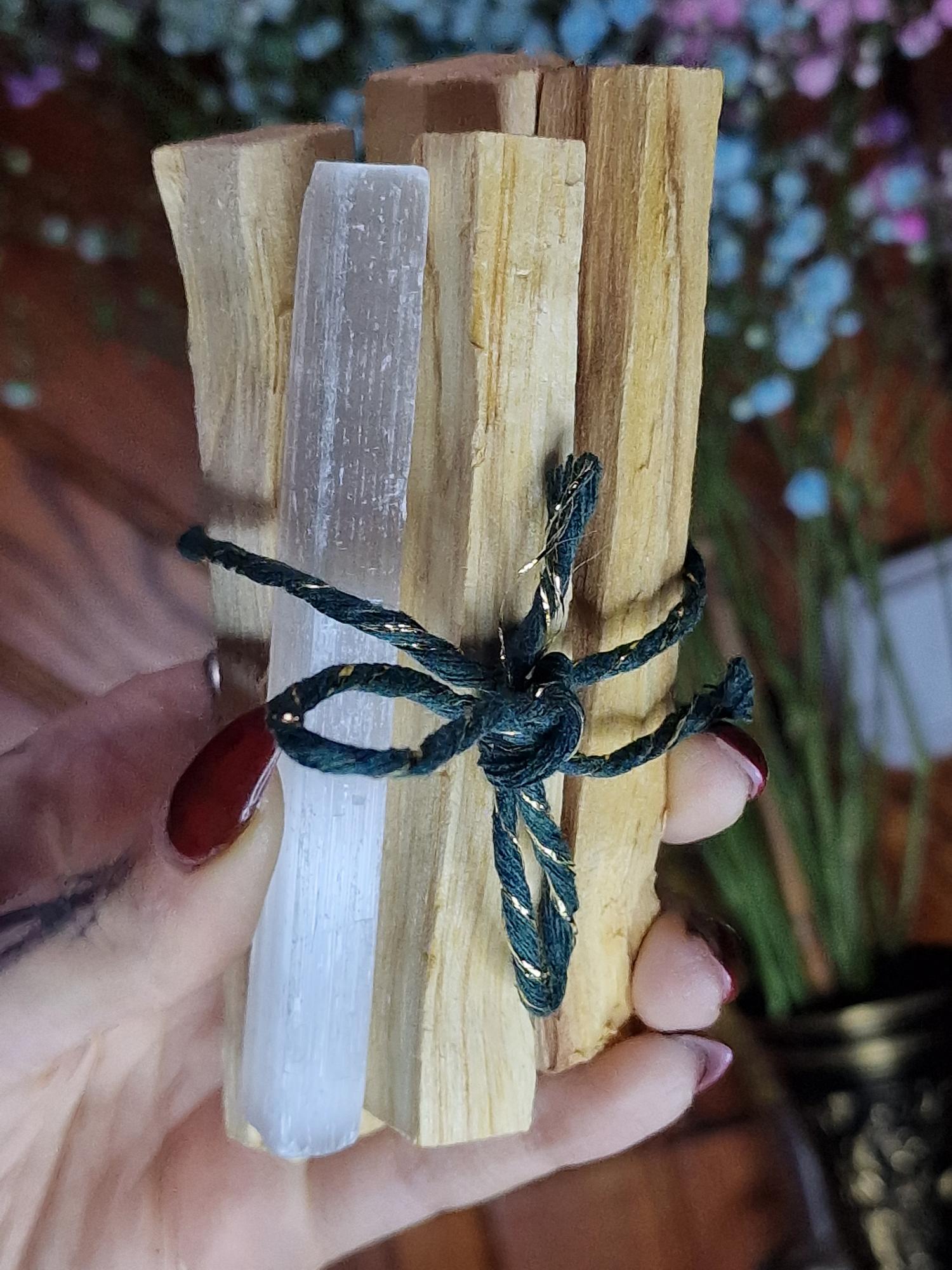 Palo Santo lazdelės su Selenito lazdele
