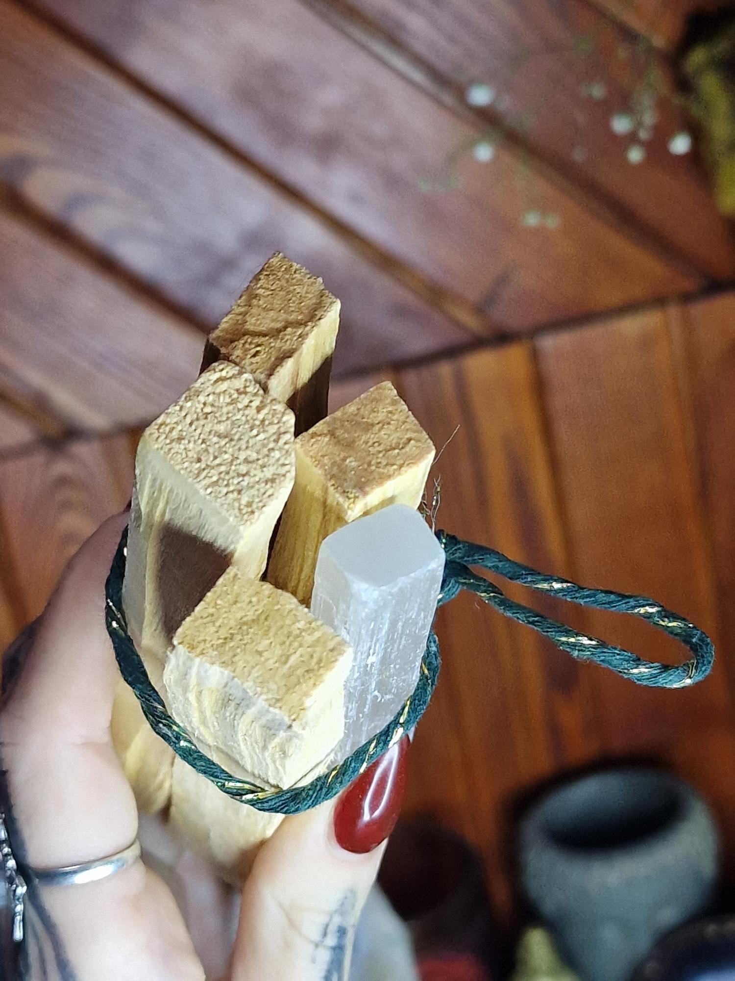 Palo Santo lazdelės su Selenito lazdele