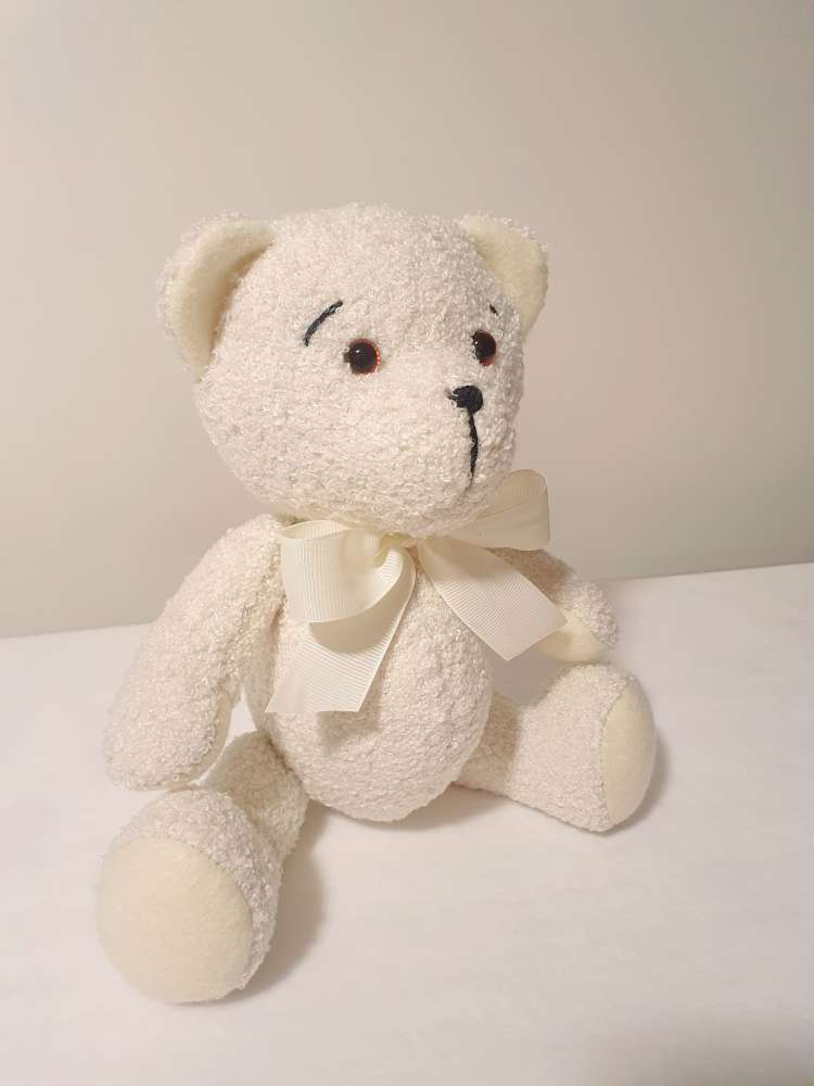 Meškiukas, siūtas iš Bukle  audinio, ūgis 30 cm
