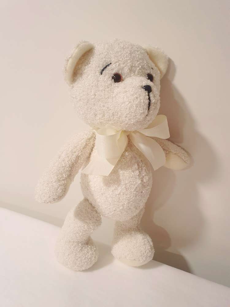 Meškiukas, siūtas iš Bukle  audinio, ūgis 30 cm