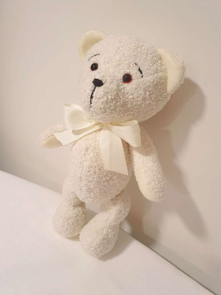 Meškiukas, siūtas iš Bukle  audinio, ūgis 30 cm