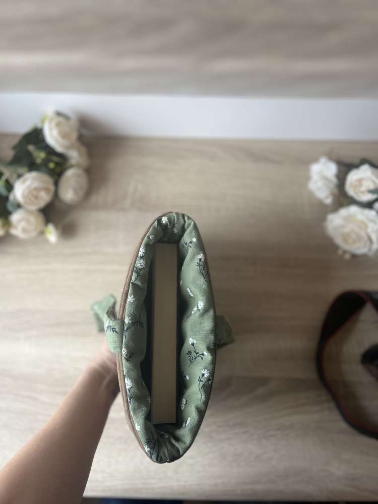 Knygų dėklas „Velvetas“