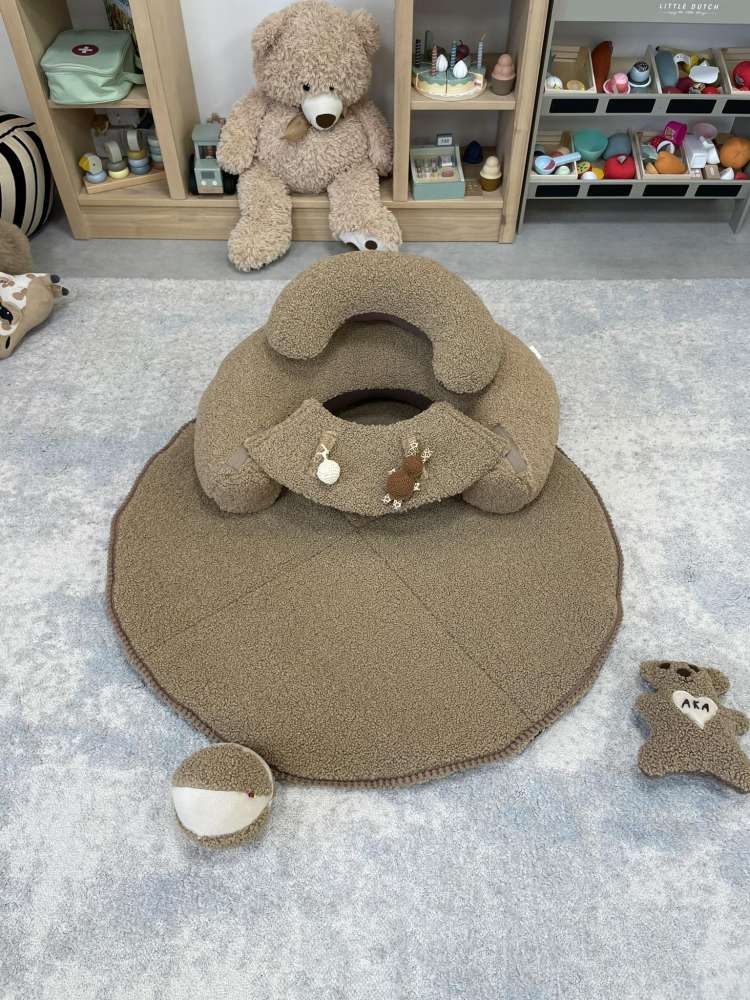 SĖDINUKAS su apvaliu kilimėliu ,,Teddy karamelė,,