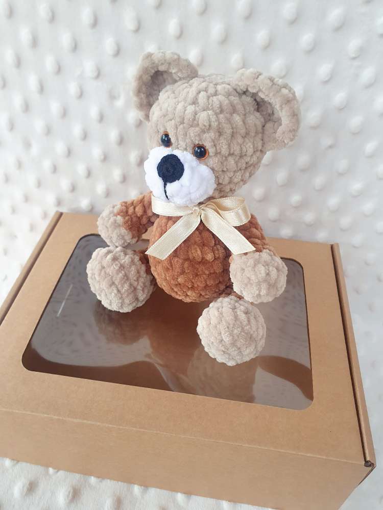 Meškiukas dovanų dėžutėje, dydis 18 cm