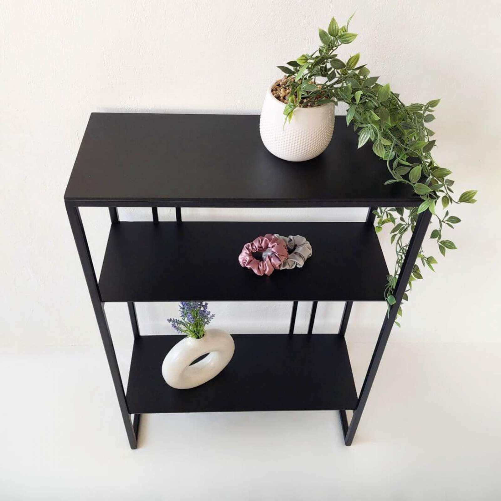Minimalistinė konsolinė lentyna MODERNA-1