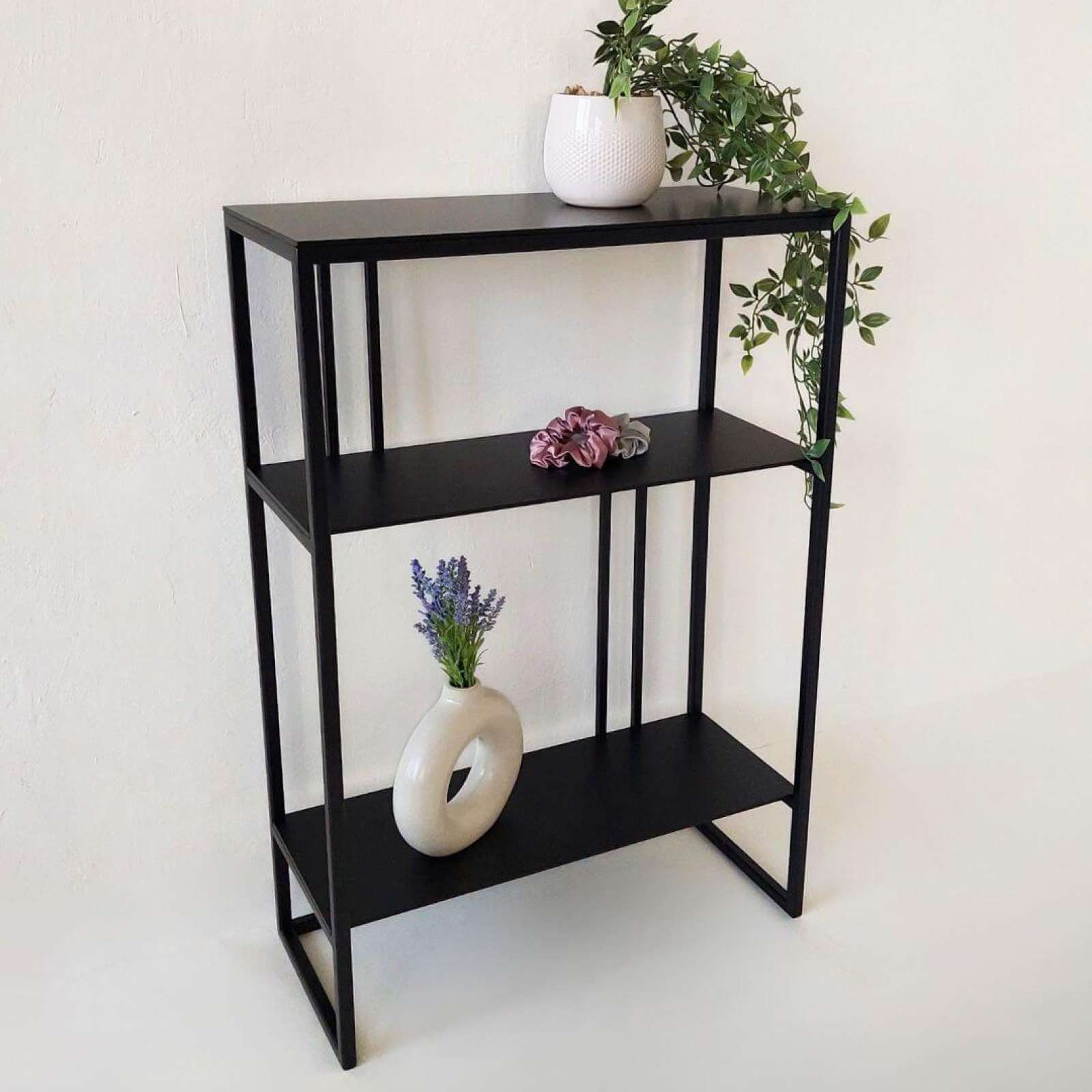 Minimalistinė konsolinė lentyna MODERNA-1