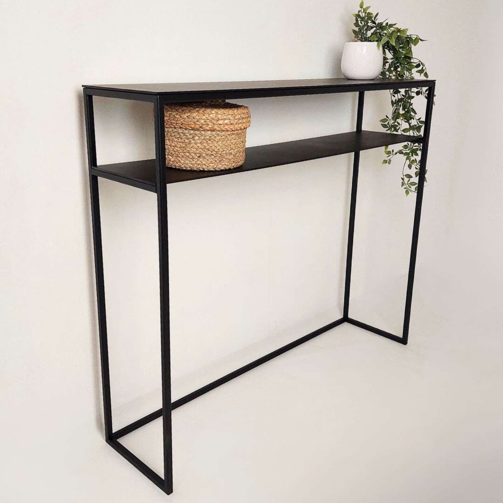 Minimalistinė konsolė su lentyna GAMA-2