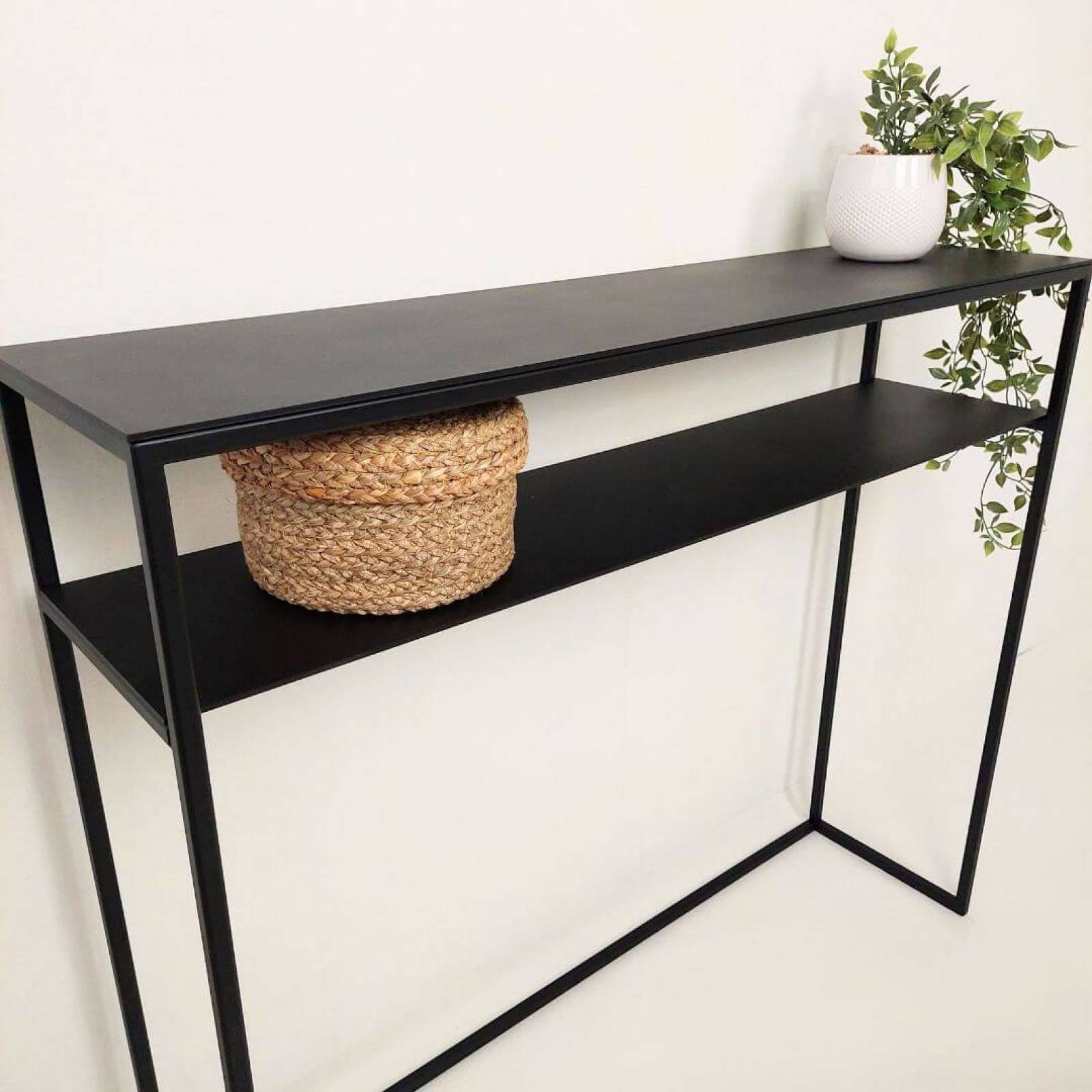 Minimalistinė konsolė su lentyna GAMA-2