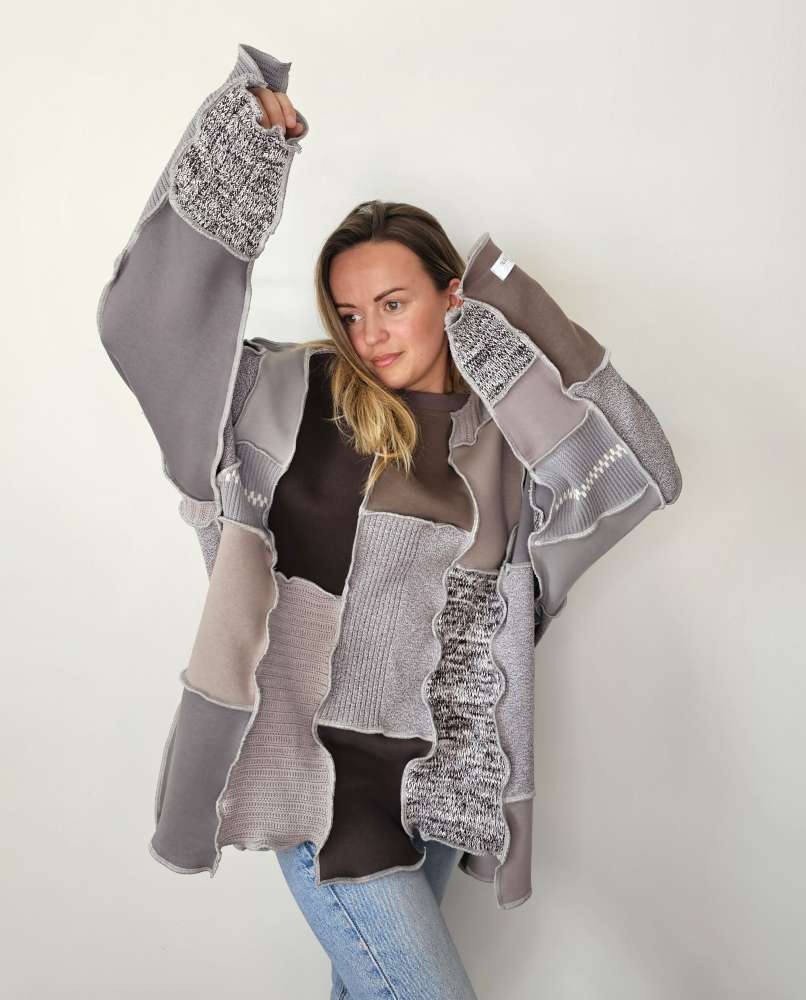 Stilingas išskirtinis ir vienetinis PLUS SIZE džemperis
