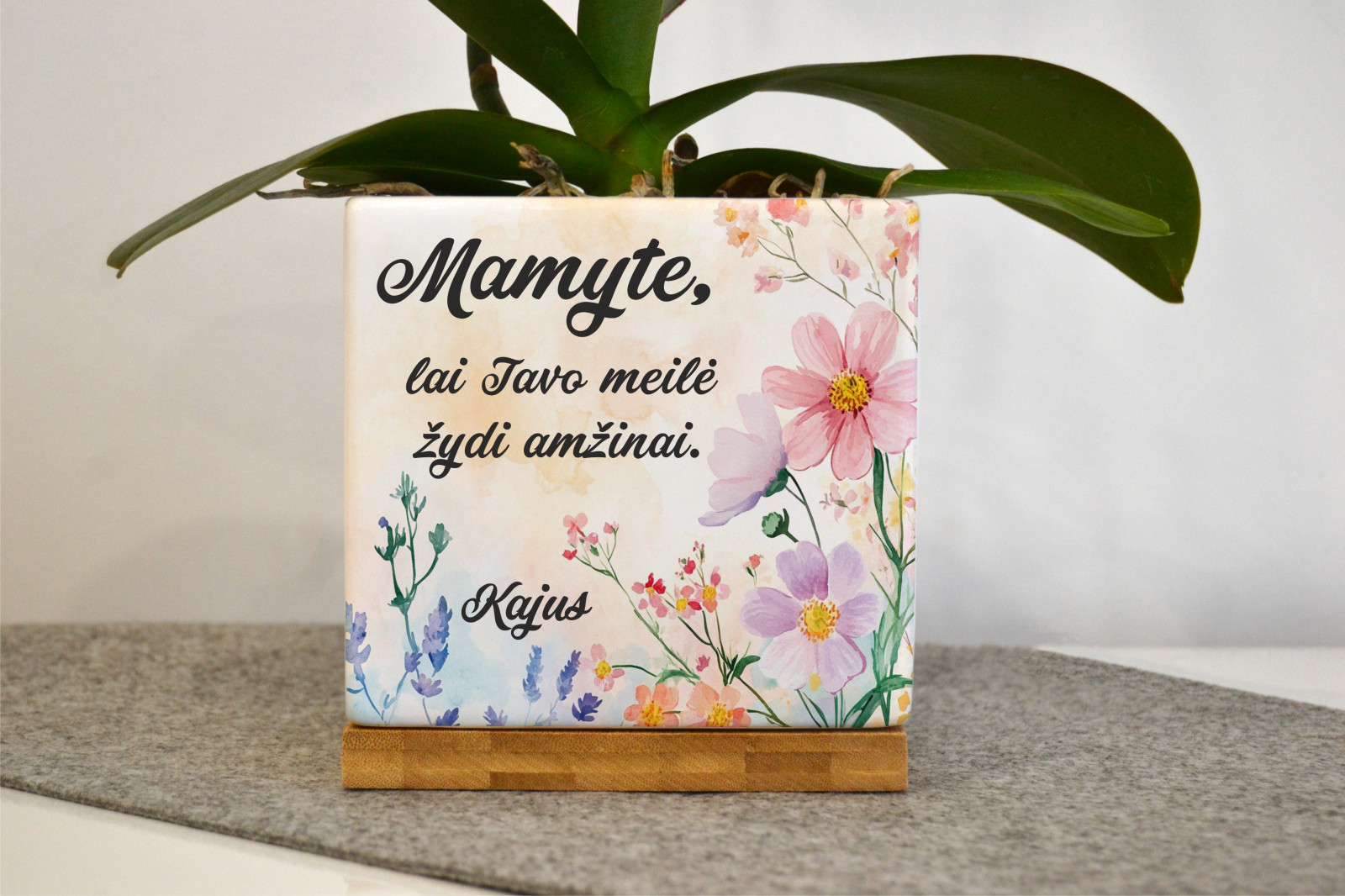 Spalvotas vazonėlis mamai „Žydėk amžinai”