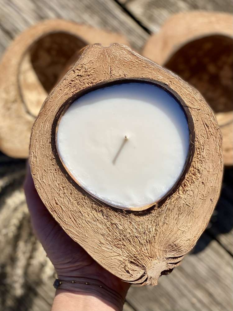 Žvakė Kokosas, Kokoso kevalo žvakė, Unikali dovanos idėja, Namų įkurtuvių dovana, Boho namai, Bali dekoras, Ekologiška žvakė