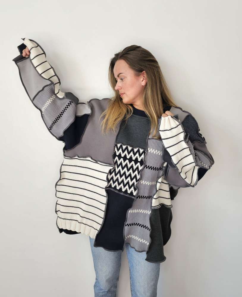 Stilingas išskirtinis ir vienetinis PLUS SIZE džemperis