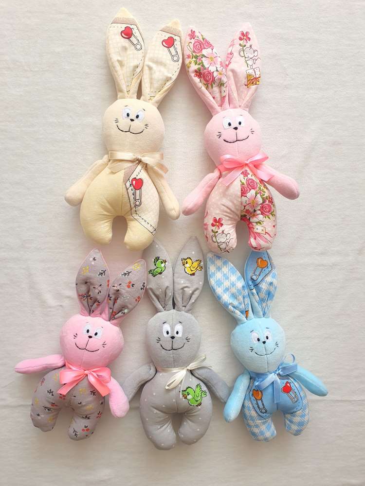 Rankų darbo  zuikutis, ūgis 30 cm