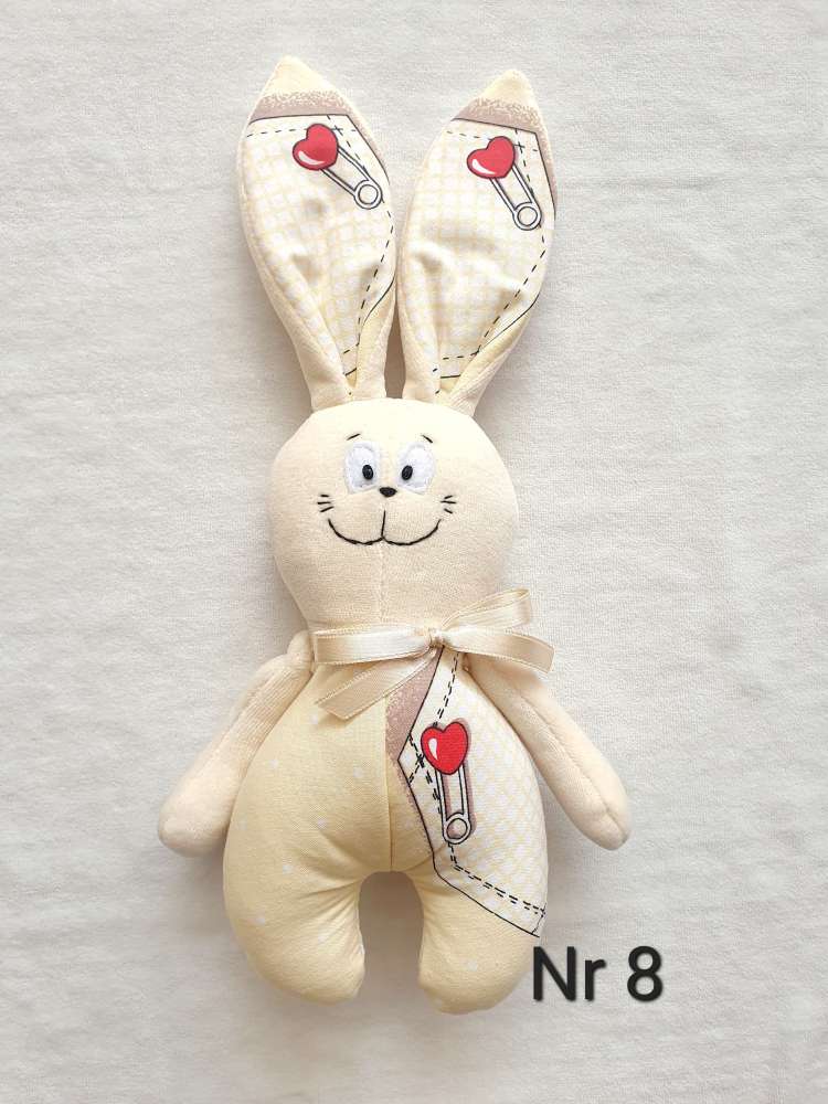 Rankų darbo  zuikutis, ūgis 30 cm