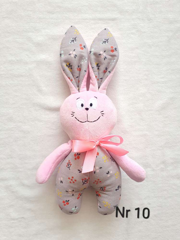 Rankų darbo  zuikutis, ūgis 30 cm