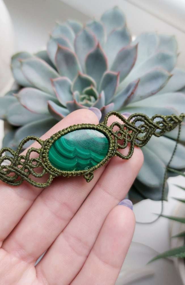 Macrame čokeris su Malachitu