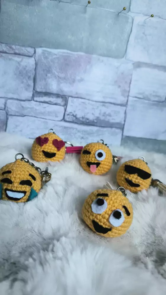 Raktų pakabukas „Emoji“