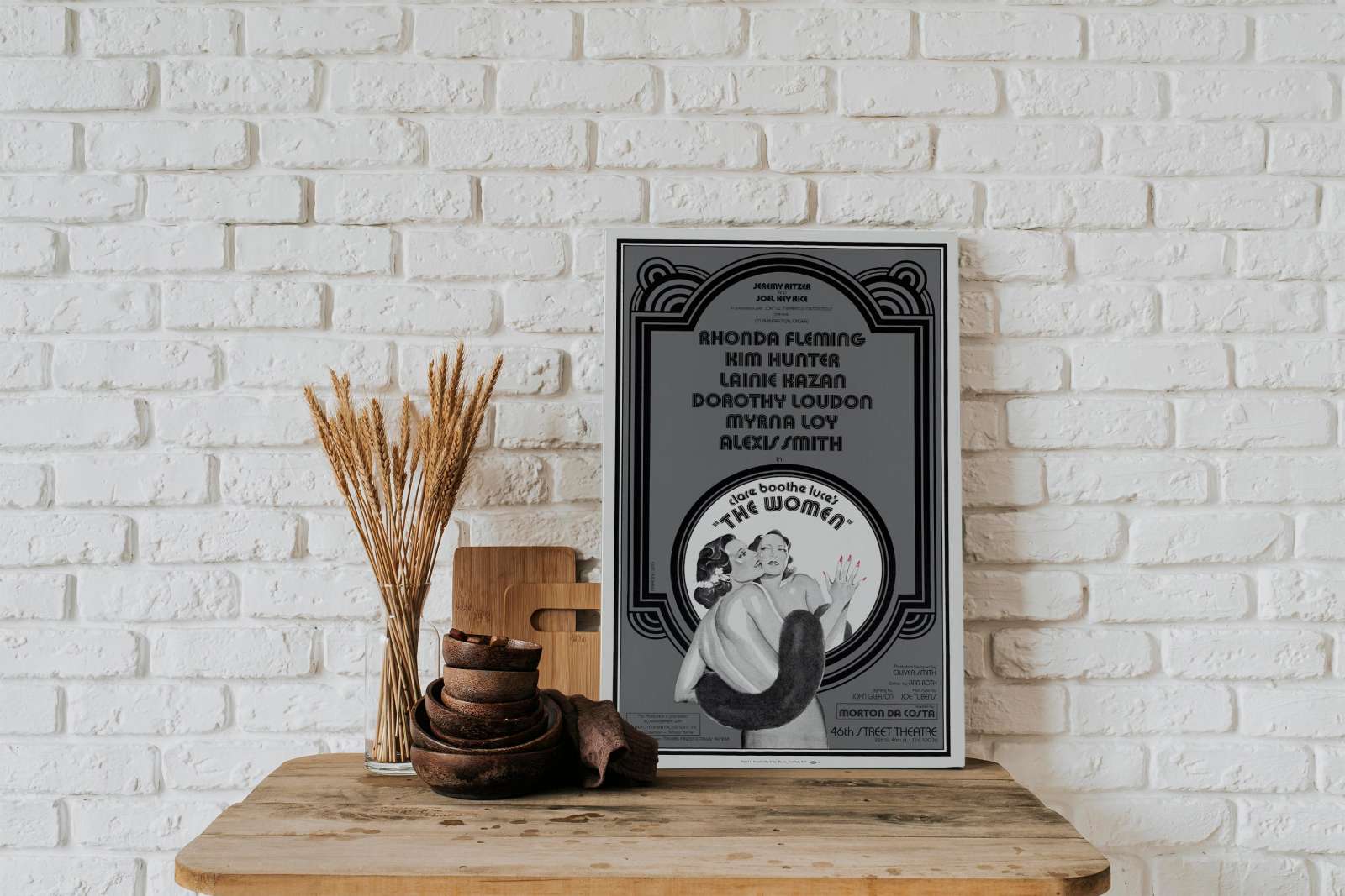 Retro miuziklo plakatas „Moterys“