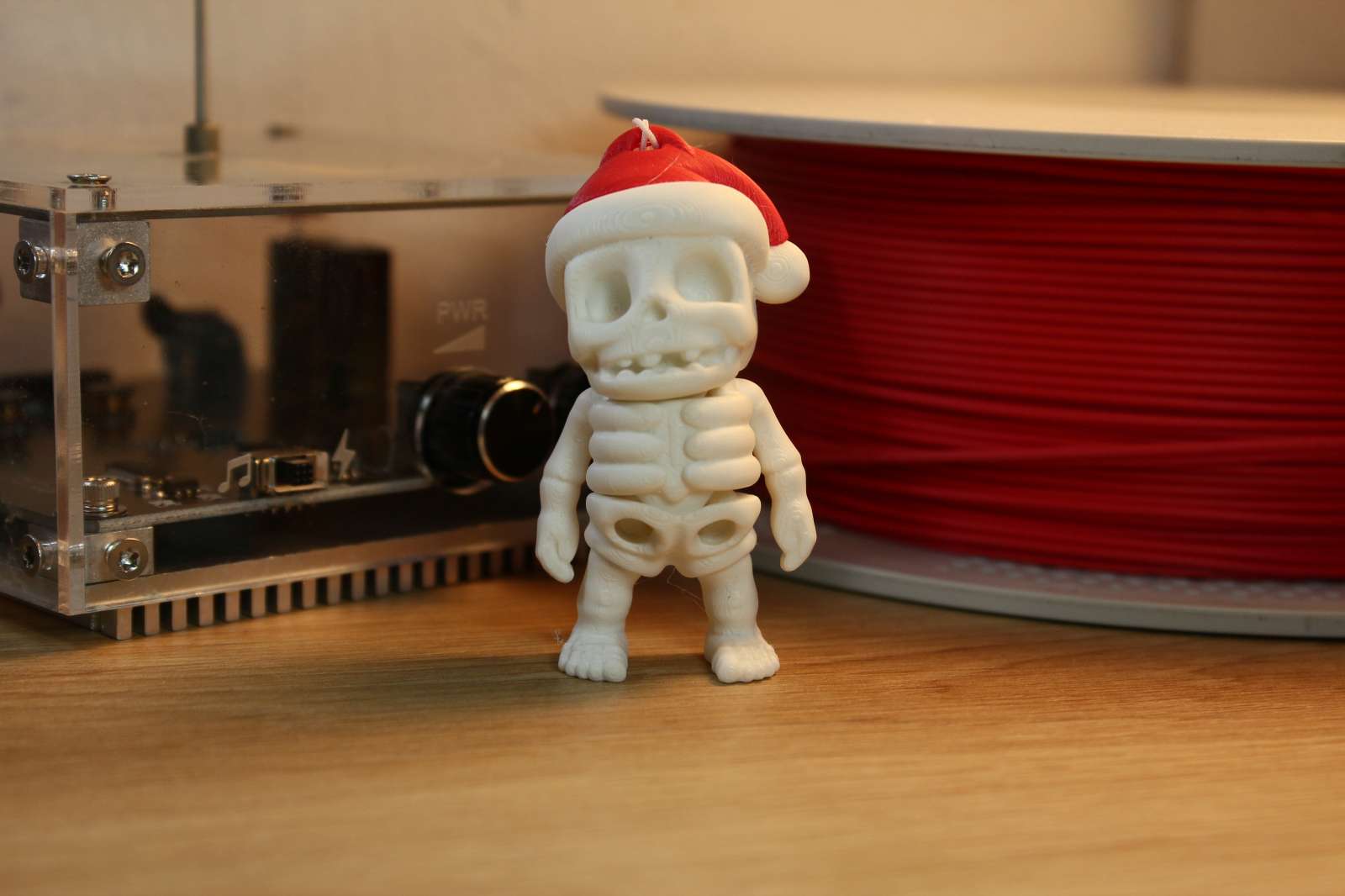 Mielas Skeletuko Pakabukas