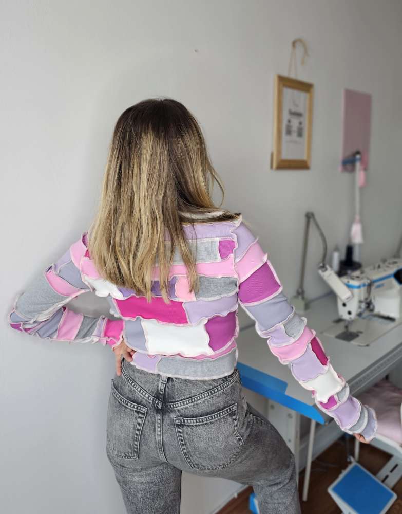 Stilinga išskirtinė ir vienetinė palaidinė puzlė