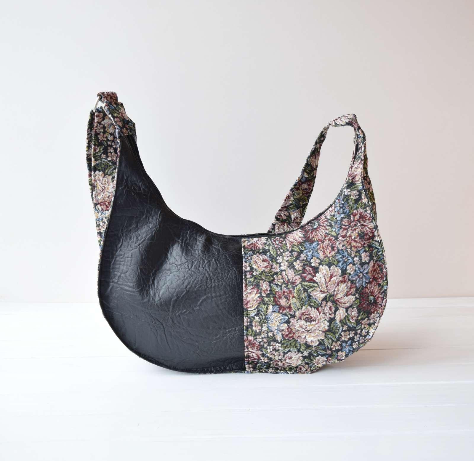 Boho rankinė per petį