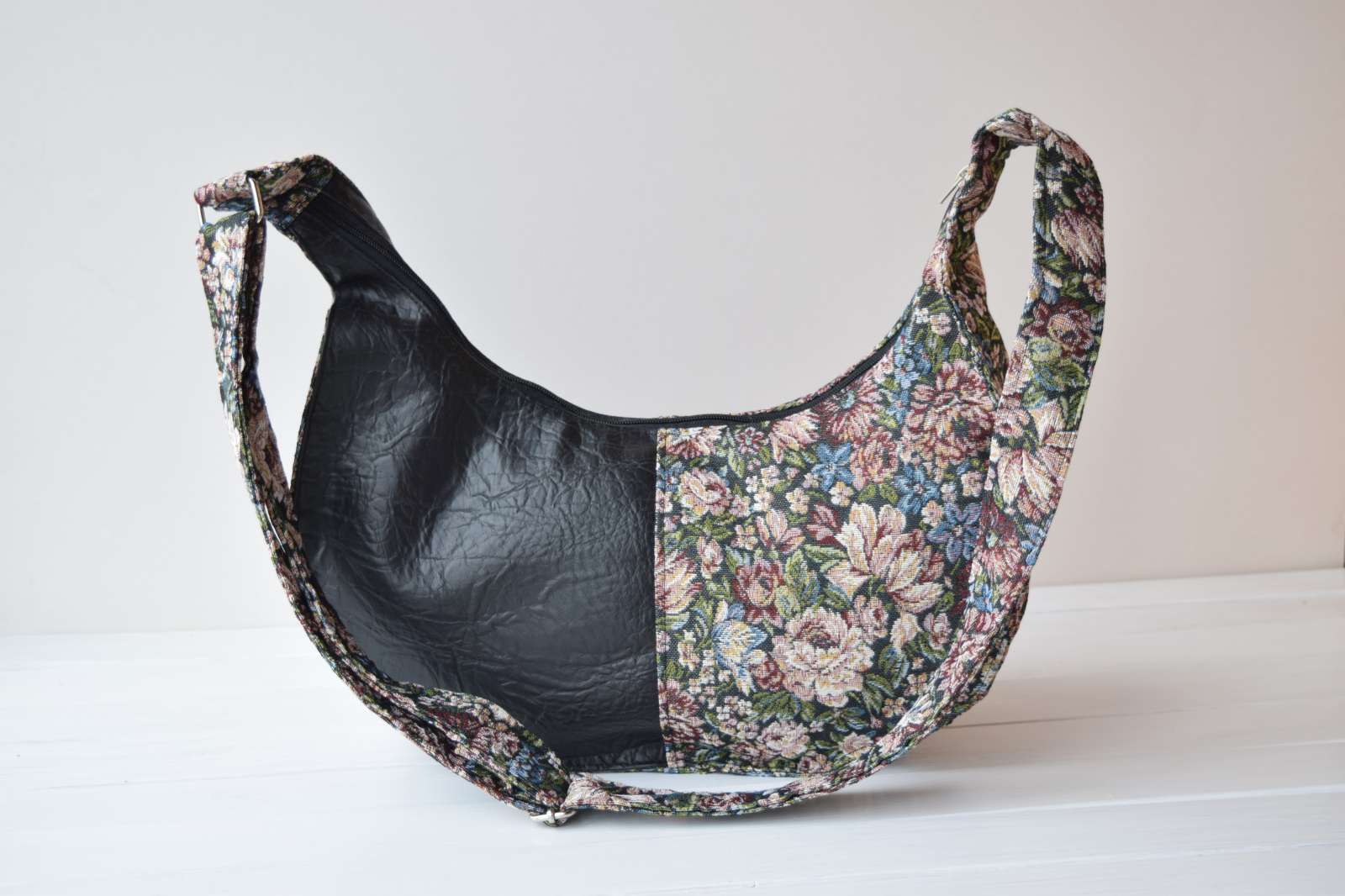 Boho rankinė per petį