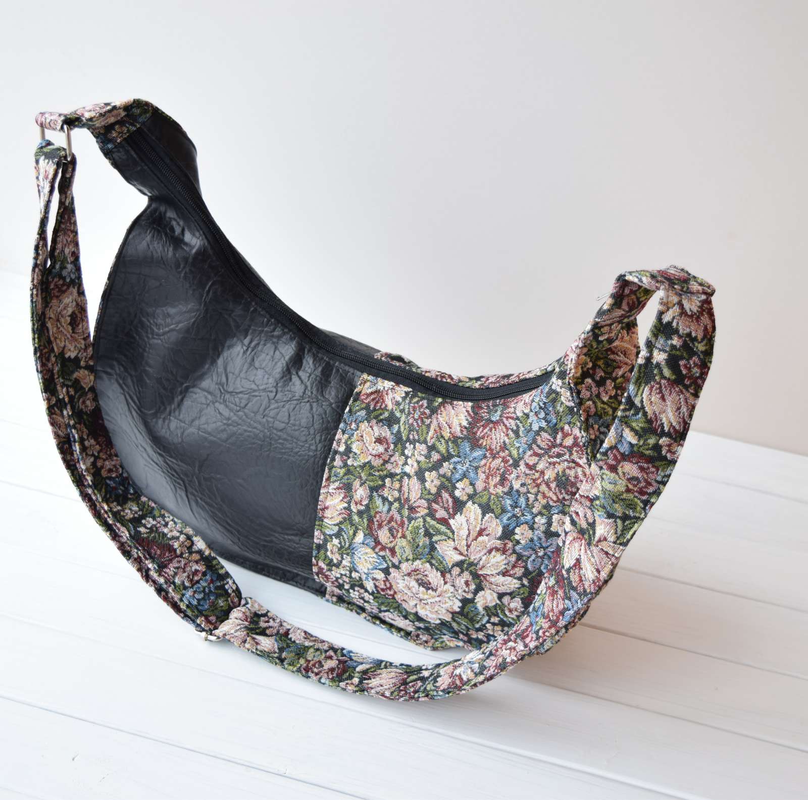 Boho rankinė per petį
