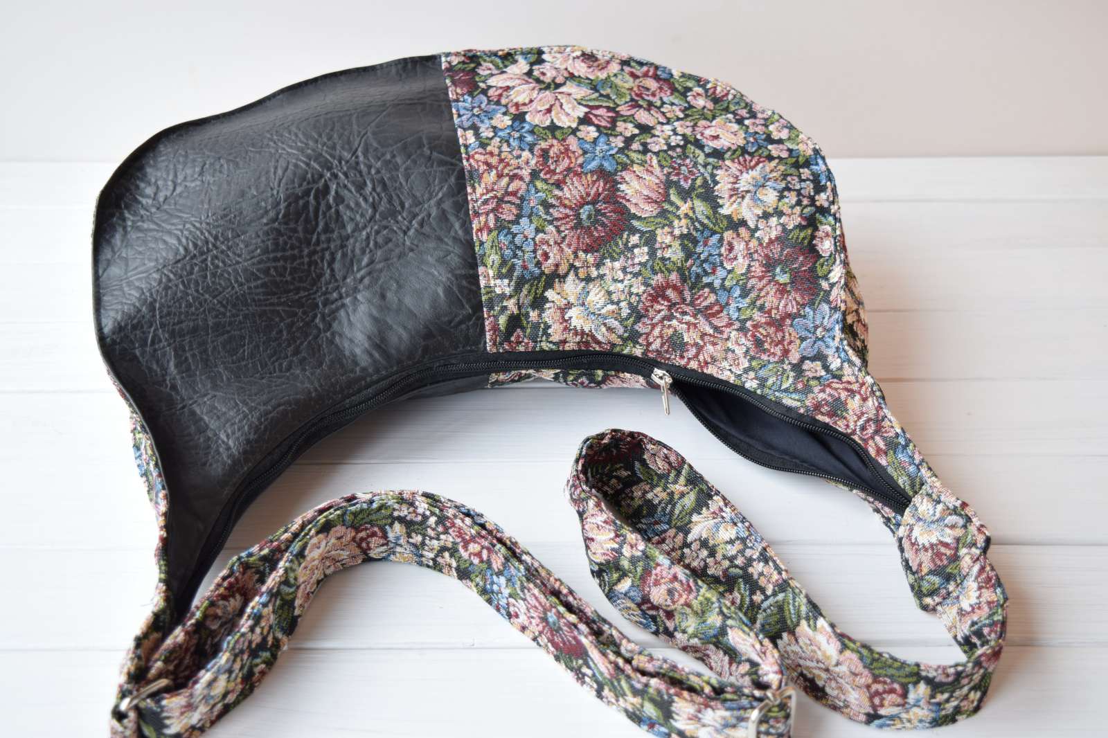 Boho rankinė per petį