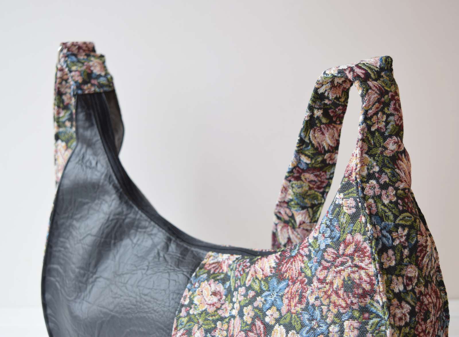 Boho rankinė per petį