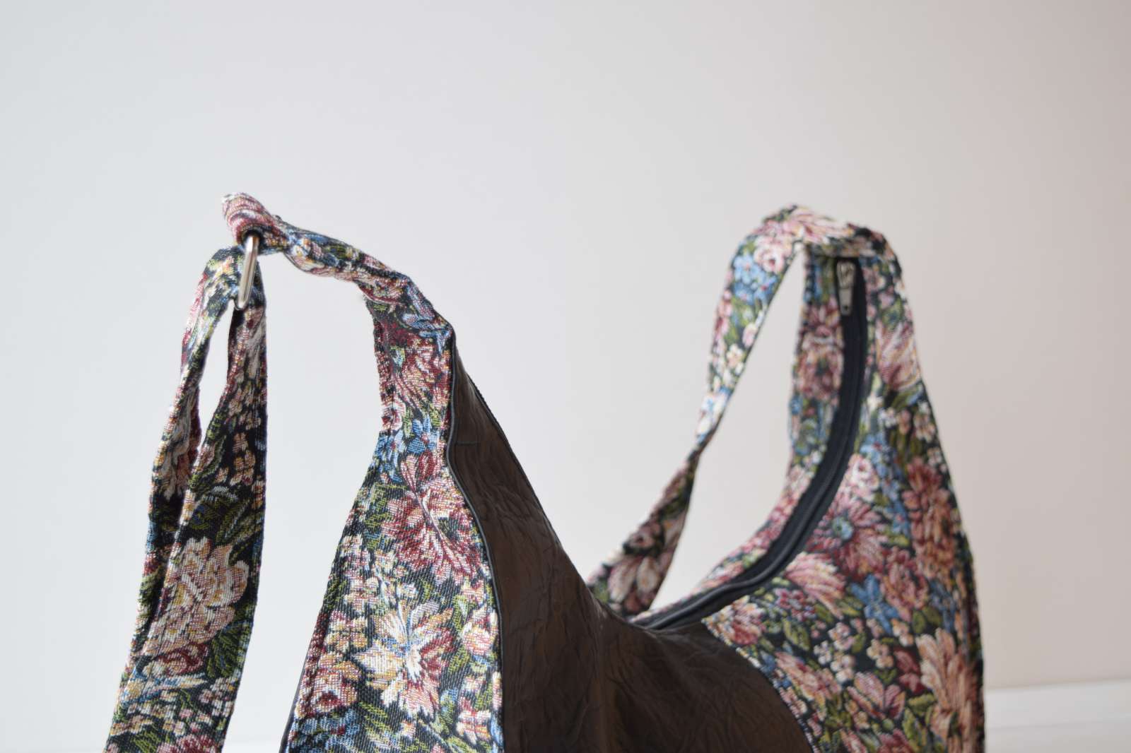 Boho rankinė per petį