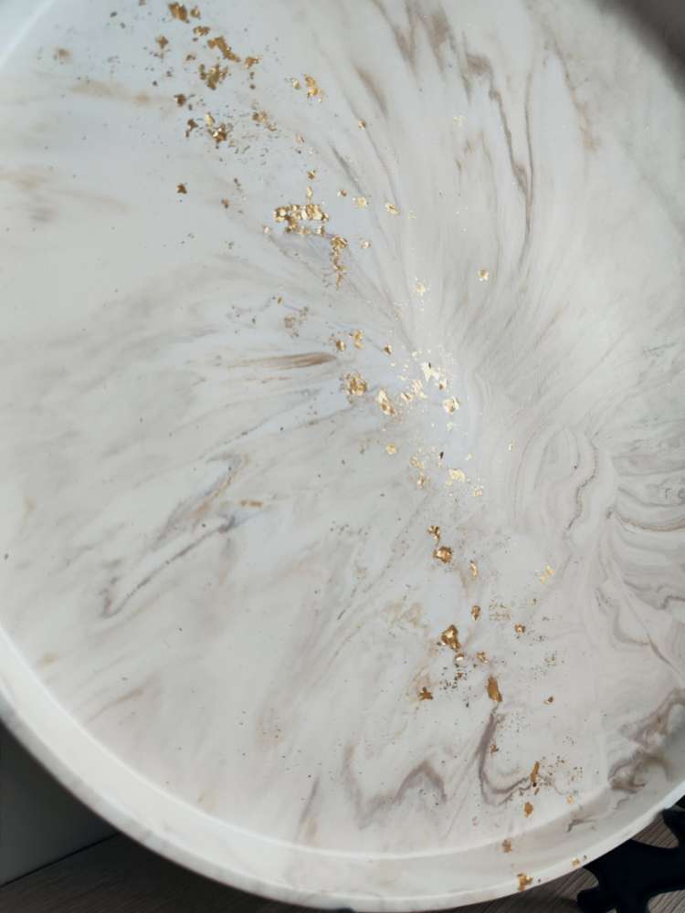 Apvalus dekoratyvinis padėklas 30 cm