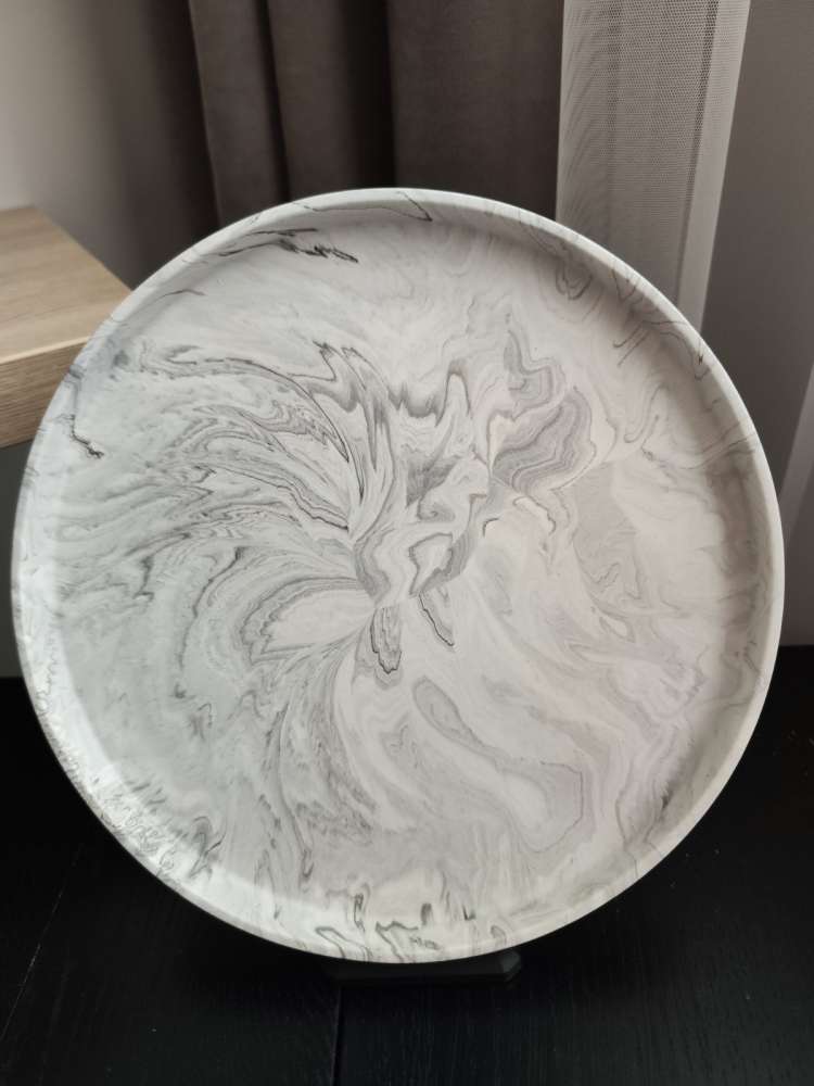 Apvalus dekoratyvinis padėklas 25 cm