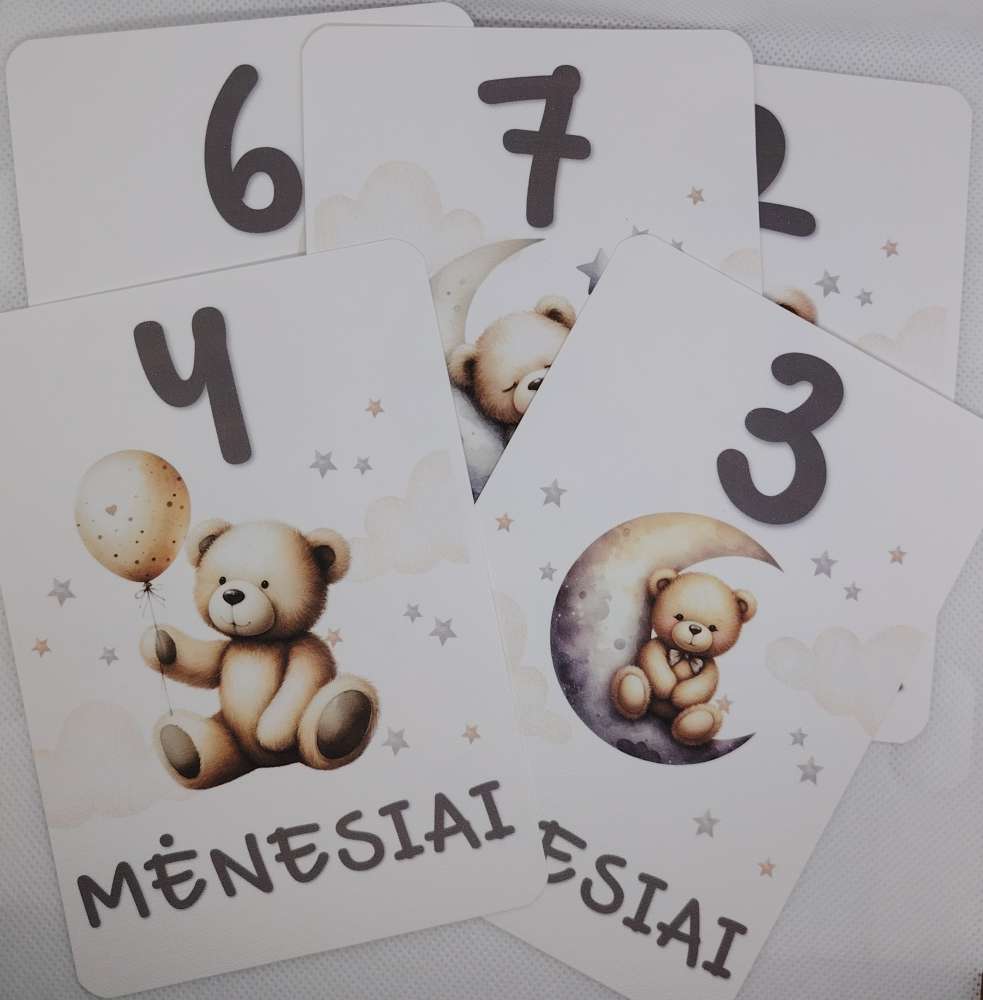 Mėnesių kortelės naujagimiui