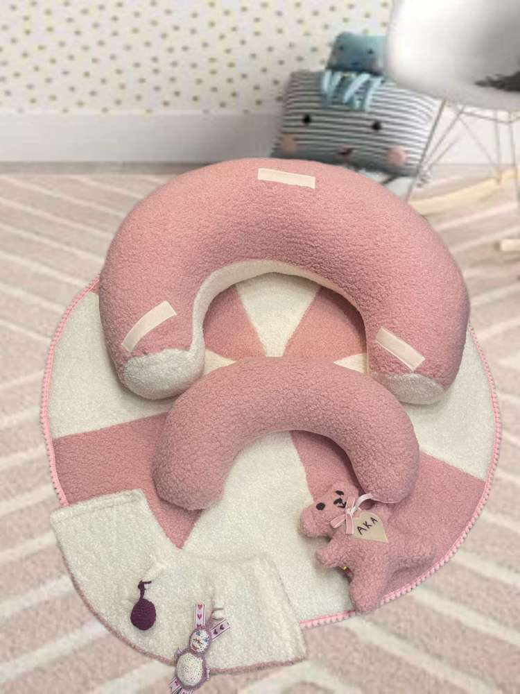 SĖDINUKAS su apvaliu kilimėliu ,,Teddy ledinukas,,