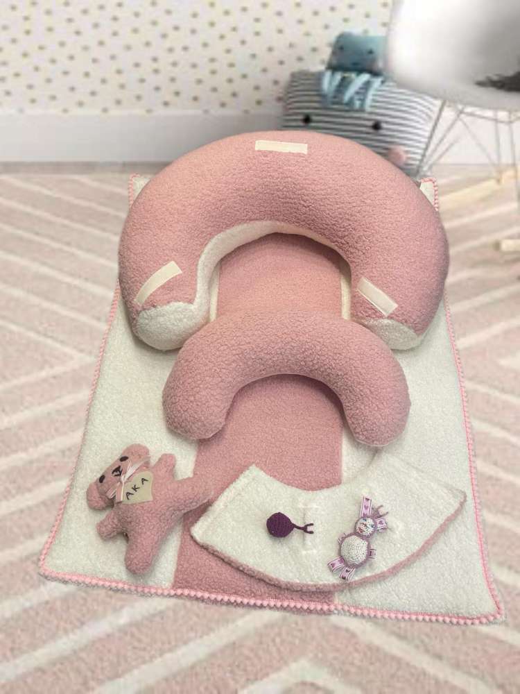 SĖDINUKAS su ilgu kilimėliu ,,Teddy ledinukas,,