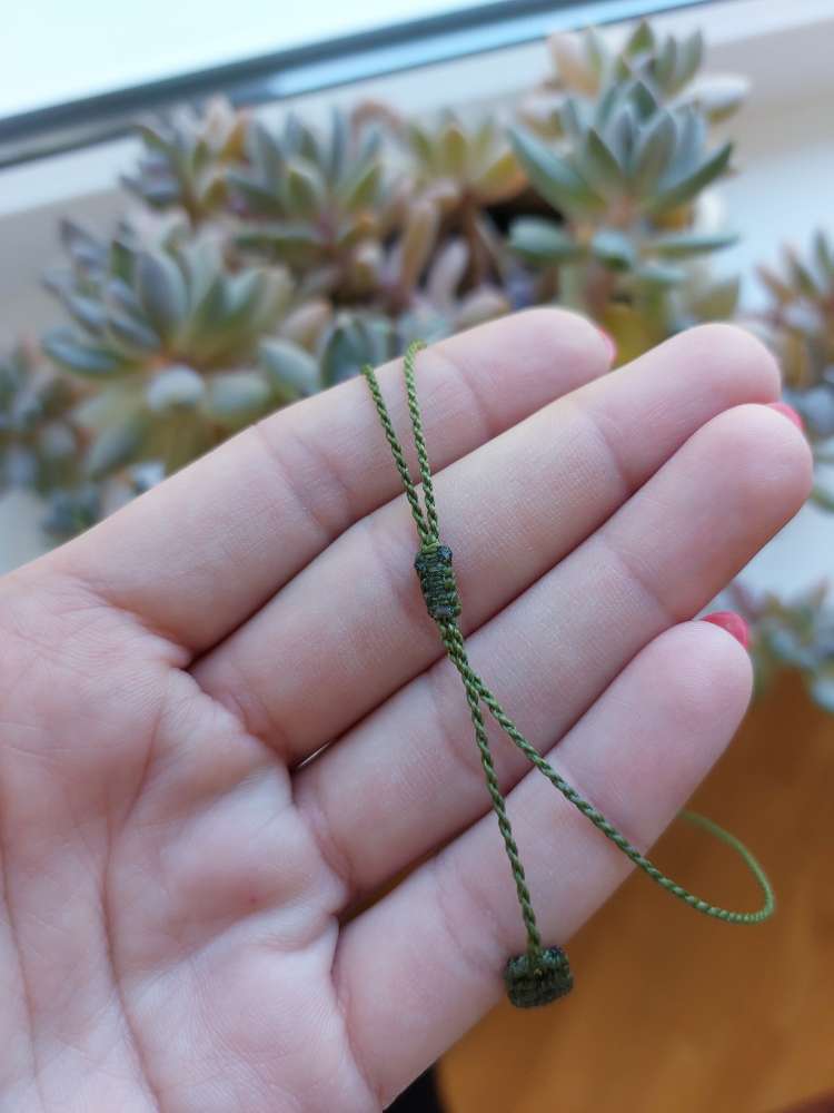Macrame chiokeris su Labradoritu