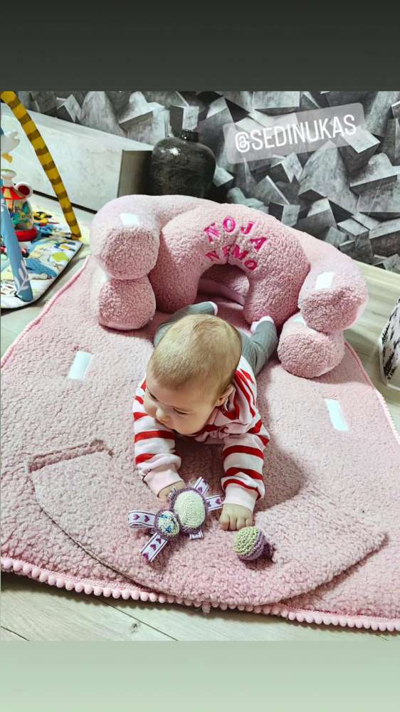 SĖDINUKAS Transformeris su apvaliu kilimėliu ,,Teddy ledinukas baltas,,