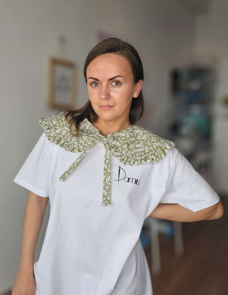 Stilinga išskirtinė ir vienetinė apykaklė