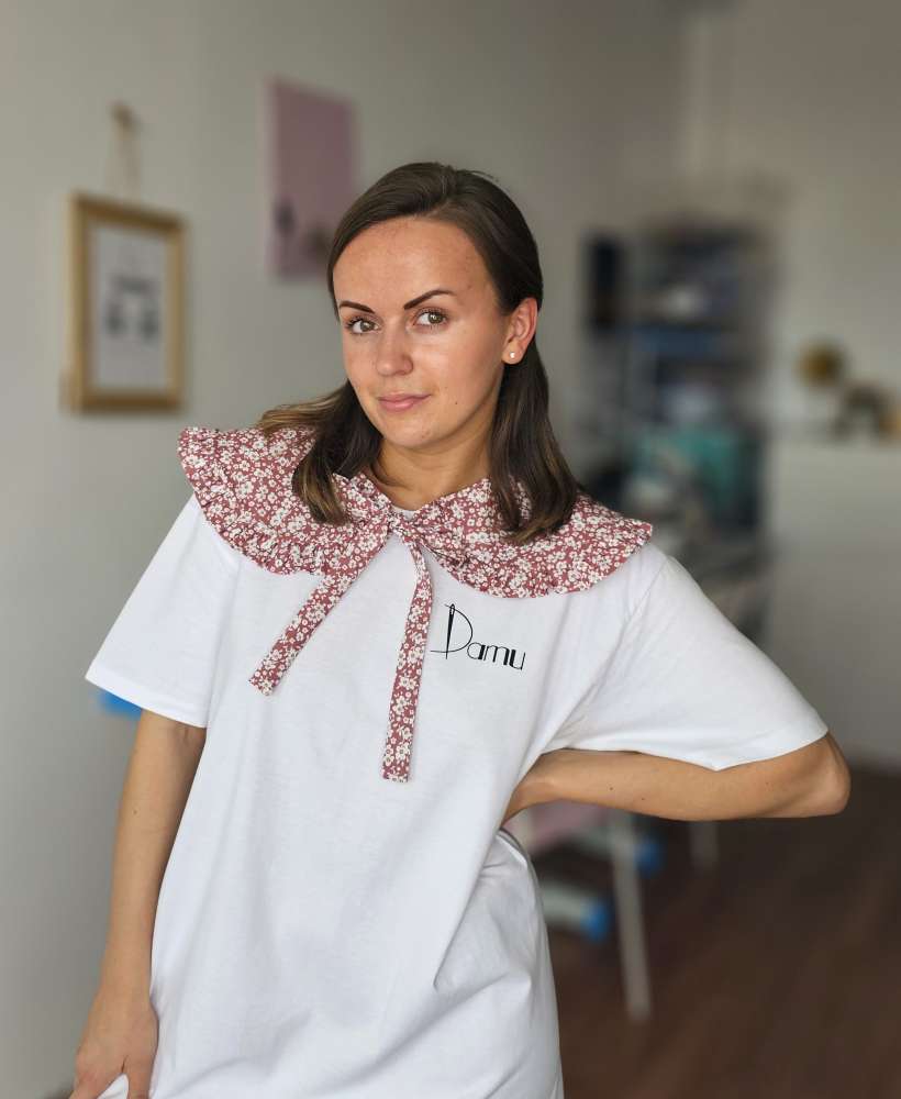 Stilinga išskirtinė ir vienetinė apykaklė