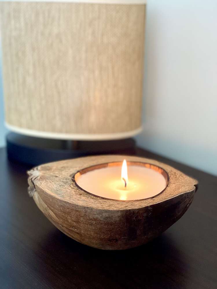 Žvakė Kokosas, Kokoso kevalo žvakė, Unikali dovanos idėja, Namų įkurtuvių dovana, Boho namai, Bali dekoras, Ekologiška žvakė