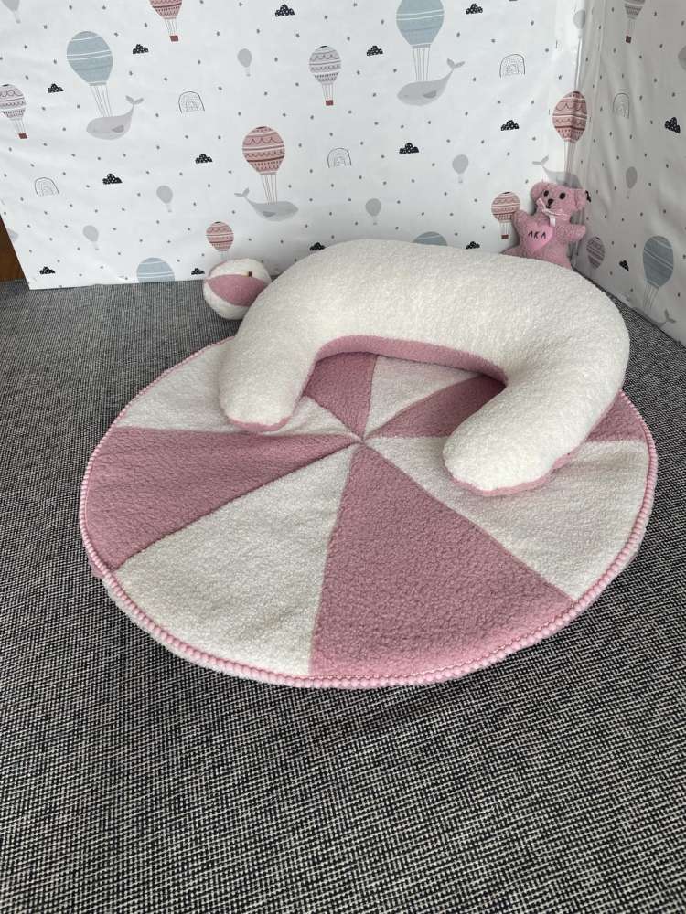 Maitinimo ir atramos pagalvė ,,TEDDY LEDINUKAS,,
