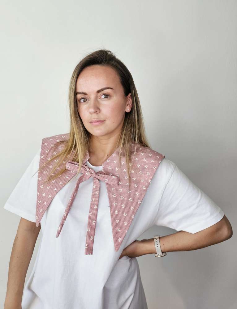 Stilinga išskirtinė ir vienetinė apykaklė